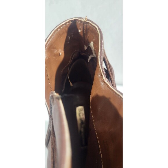 BCBG Generation Womens Size 8.5 B Brown Leather Wedge Ankle Fashion Boots Bootie - Picture 3 of 9